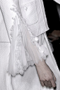 Detail at Chanel | Haute Couture, Spring 2009.袖口 设计 衣袖  袖子