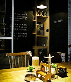 魏小俊采集到街角❤咖啡店
