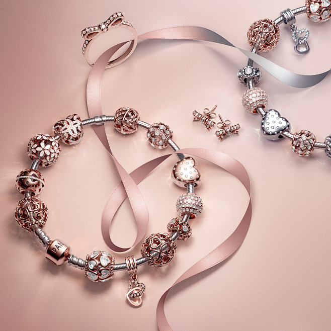 Pandora Rose Collect...