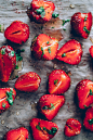 Coconut quinoa with strawberries : Food styling/photography