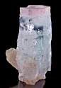 beautiful-minerals:

Aquamarine with a pink Morganite termination from Pakistan.
