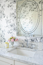 Wallpaper in bathroom with flowers and rectangular mirror: 