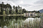 SEEHOF酒店: 一座花园建筑 SEEHOF – a garden architecture / noa* :   noa *：Seehof酒店坐落于意大利布雷萨诺内（Bressanone）附近的纳兹-夏韦斯（Naz-Sciaves）村庄的高原上，旁边是一个名为Flötscher Weiher的天然湖泊。 noa *：The Hotel Seehof is located on a high plateau near the village of Natz- Sch...