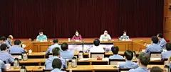 以政法队伍教育整顿试点为牵引 全面提升检察工作和检察队伍建设质量——最高检党组成员、政治部主任潘毅琴在河南调研 : 来源；河南检察2020年7月15日至17日，最高人民检察院党组成员、政治部主任潘毅琴在河南参加完全国政法队伍