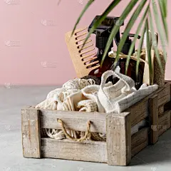 零浪费美体护理和家居清洁用品彩纸背景