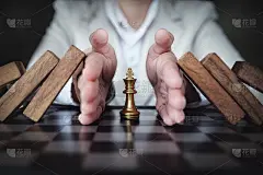 防范风险在商业棋盘上下棋，商业保险的概念。
