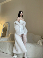 all white - 小红书