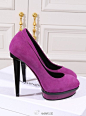 紫色高跟鞋，散发着魔幻吸引力 ！