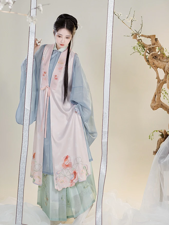 花港观鱼 清水溪汉初原创明制汉服女立领斜襟长衫长比甲褶裙夏季-淘宝网图片_汉服图片素材-花瓣网