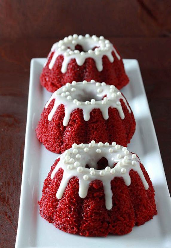 Cute Mini Red Velvet...