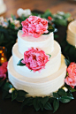 Wedding Cake with Peonies for that pop of pink! See this wedding from @BASH, PLEASE and @max wanger on SMP:   http://www.StyleMePretty.com/2013/10/29/malibu-wedding-from-max-wanger-bash-please/