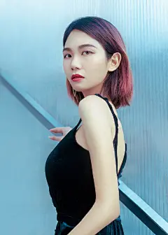 #国潮 #妆容#彩妆# #眼妆# #唇妆##护肤#美妆#美女#微笑#笑容#模特#医美#女装#酷#流行#时尚#珠宝#高清照片#摄影#身材#彩妆#写真#大片#意境#优雅#高级#色彩#整容#素材#海报#人物#美容#网红#护肤#性感#小清新#女模#美背#复古#甜美#性冷淡#ins#造型#法式#港风#发型#欧美#写真#仙气