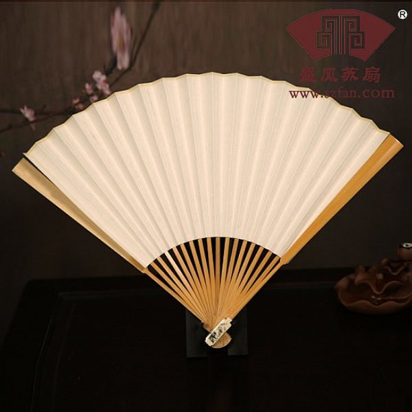 玉竹扇骨浅刻头折扇盘玩前图片 - 盛风苏扇
