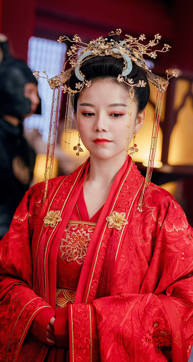 大唐女法医冉美玉屠画