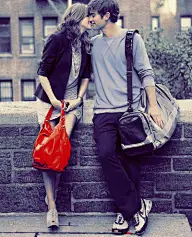 爱曾相约在雨季