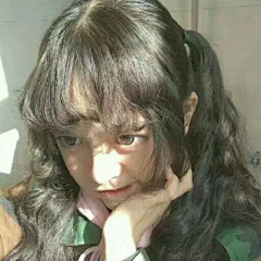 洄莬采集到妮子