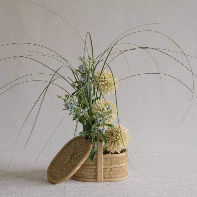 Photo by 陳曦| Ikebana...