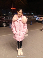 妈：给这几张图片配下文字
优优：除了打招呼还是打招呼
#赵蕴卓# ​​​​