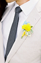 43款最受欢迎的男士胸花+来自：婚礼时光——关注婚礼的一切，分享最美好的时光。#新郎造型#  #搭配# #胸花#