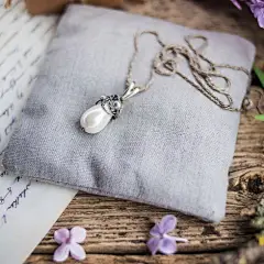 Sterling silver pendant - Teardrop pearl - Wire wrapped pendant - Bridal jewelry - Gift for her : Wire silver pendant with sea shell ivory pearl. Jewelry made by wire wrap without soldering. It`s can be a wonderful bridal jewelry.  This pendant have a mid
