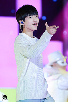 -小柒冉采集到辉煌少年 TFBOYS 希望你们不要气馁!