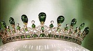 皇冠，权杖和其他皇家珍品
维多利亚女王...