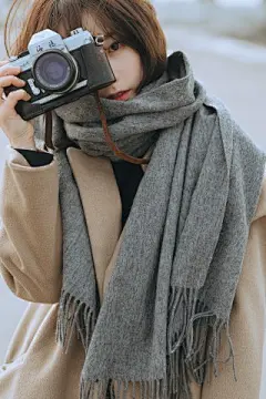 短发氧气安卓美女iPhone6 Plus手机壁纸http://www.kutoo8.com/