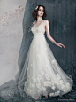 Anastasia wedding dress by Alena Goretskaya 2011 bridal gown collection@北坤人素材