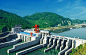 喜河水电站安装3台60MW轴流转桨式水轮发电机组，总装机容量180MW，电站额定水头25m，年发电量4.878亿kWh,电站以330kV一级电压接入系统，出线共两回，即，‘Δ’接入安康至洋县330kV线路。电站在陕西省电网中以调峰为主,兼顾系统备用及航运等任务。
本枢纽工程等别为二等，主要建筑物拦河坝、电站厂房为2级，通航建筑物为3级。
枢纽工程主要由挡水建筑物、泄水建筑物、发电厂、通航建筑物和GIS开关楼等组成。进厂交通利用厂区交通，由进厂公路进入厂房。陕西汉江喜河拦河坝为混凝土重力坝，坝顶高程367.