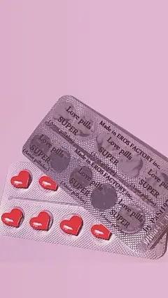 「卡通手机壁纸。少女原宿。粉色少女心。可爱日系韩系。锁屏壁纸」❤️
