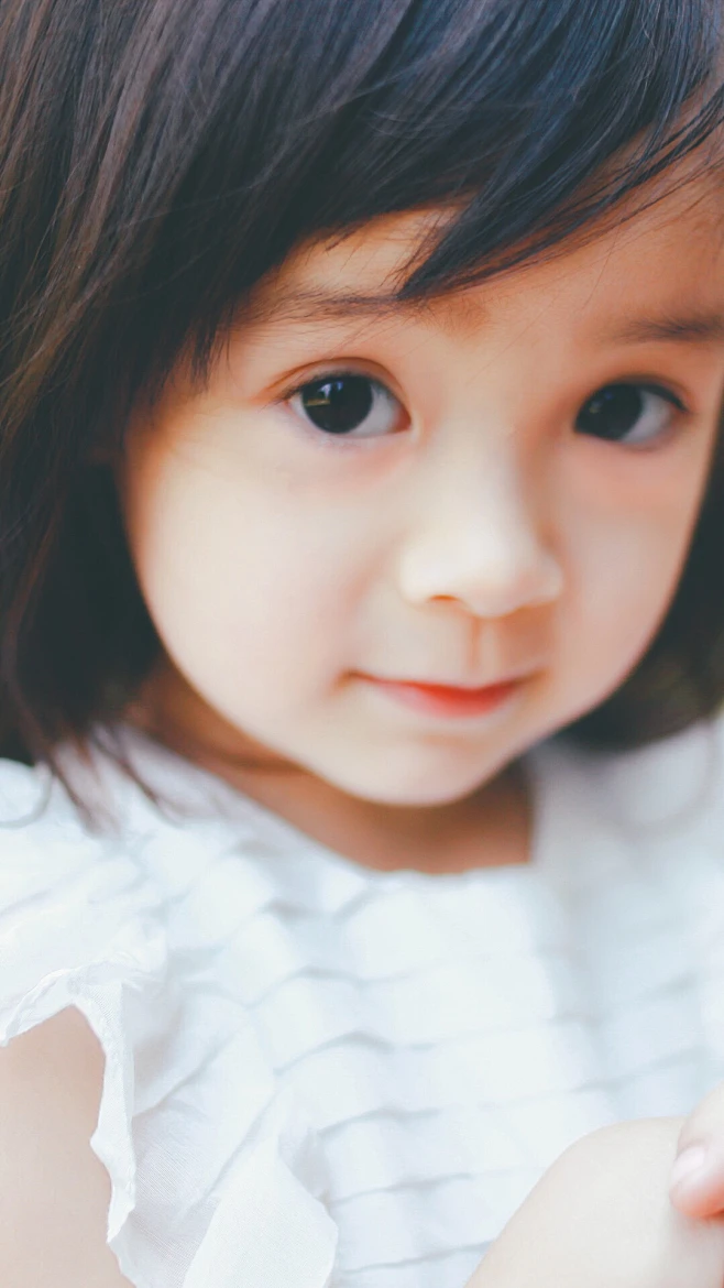 萝莉内的花瓣采集图片-胭芷