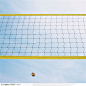 夏季符号-蓝天下的排球网