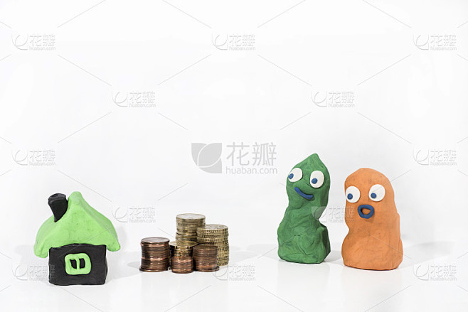 抽象人物由玩粘土制成。