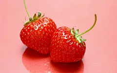 新鲜草莓桌面高清壁纸桌面壁纸4