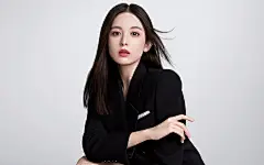 古力娜扎性感前卫高清桌面壁纸