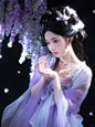 “扶墙花影动，疑是玉人来” - 小红书