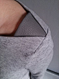 服饰细节    针织拼接 拼皮船领球衣顶配皮插入 - 几何时尚设计细节;  面料的对比;  缝纫机的想法//通过Burdastyle annemieke