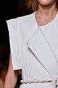 voguetherapy：伊莎贝尔Marant的SS15
绗缝设计细节  绗缝面料肌理  改变面料属性
