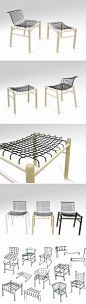 Tatsuo Kuroda 设计的wirewood chair-铁丝木椅，底座是传统的木框架，椅座和靠背则用现代金属网面制作，试图重新诠释现代椅子。