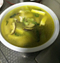 蘑菇汤的做法，豆腐青菜蘑菇汤的4步家常做法