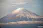 日本第一高峰，横跨静冈县和山梨县的休眠火山，2002年8月（平成14年），经日本...