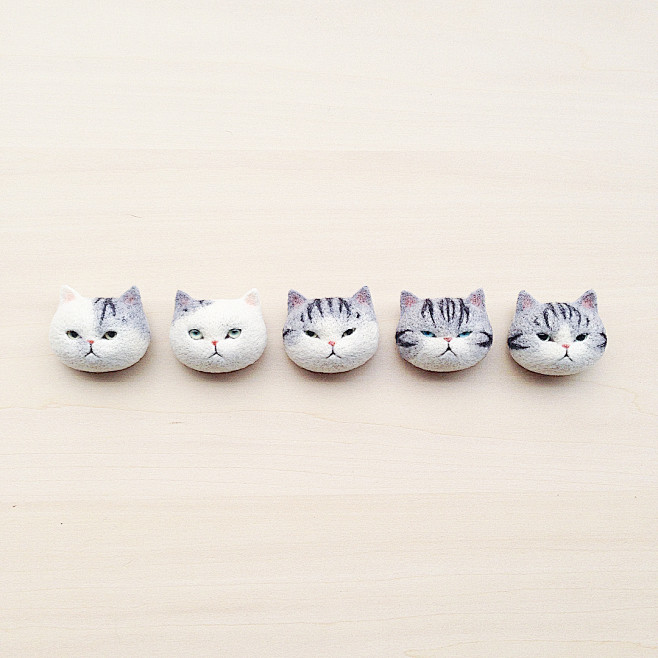 まんじゅう猫
さばとら柄達。
- - -...