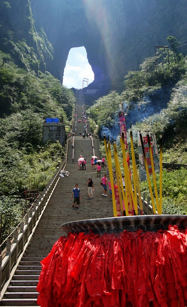 天门洞，九百九十九层阶梯，张家界-花瓣网