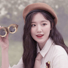雾里愛采集到舒华