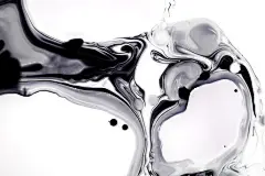 水墨背景 | 图源免费原图 |凌乱的墨水背景。白色上的黑色纹理。抽象的纹理笔触艺术。极简主义设计背景。用于图形项目、海报、传单、横幅的现代插图。大理石效果