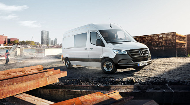 Mercedes-Benz New Sp...