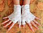 #绘画参考# 华丽的花边手套，总有一款合你意。 (￣▽￣) （图片来自网络搜集） ​​​​