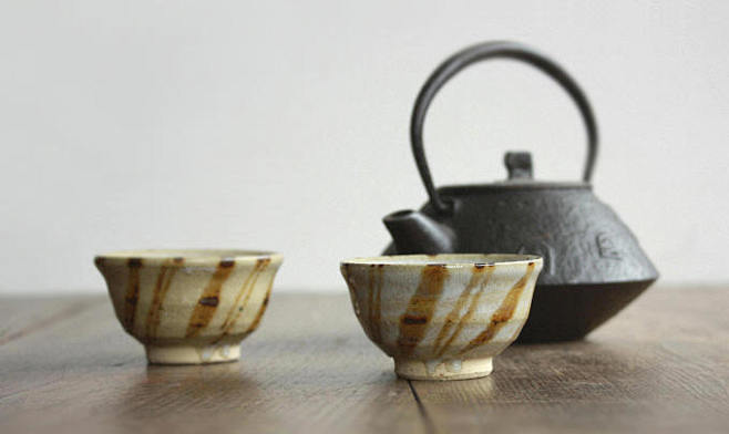 日本进口 全手工陶 十草绘 小茶杯(纸盒...