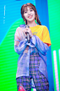                                                                     #刘人语# 

20180514/麻烦少女

@创造101-ETM刘人语

手牵手的乌云编织着惊喜的话题，如同浪漫的气氛跌落在神秘的梦境里。...展开全文c                                                            