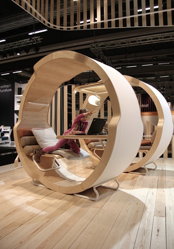 伦敦设计周-圆形摇篮办公空间封面大图